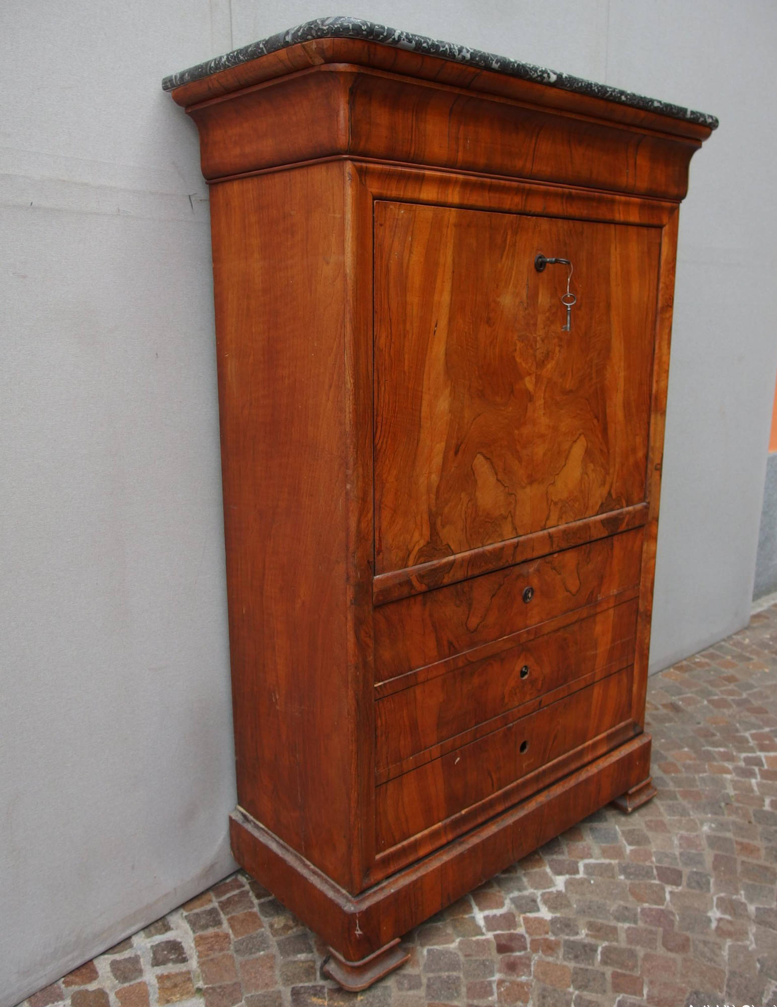 ribalte-e-secretaire